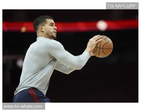 小迈克尔波特半场表现出色8中4得10分三分球两投全中助球队争胜